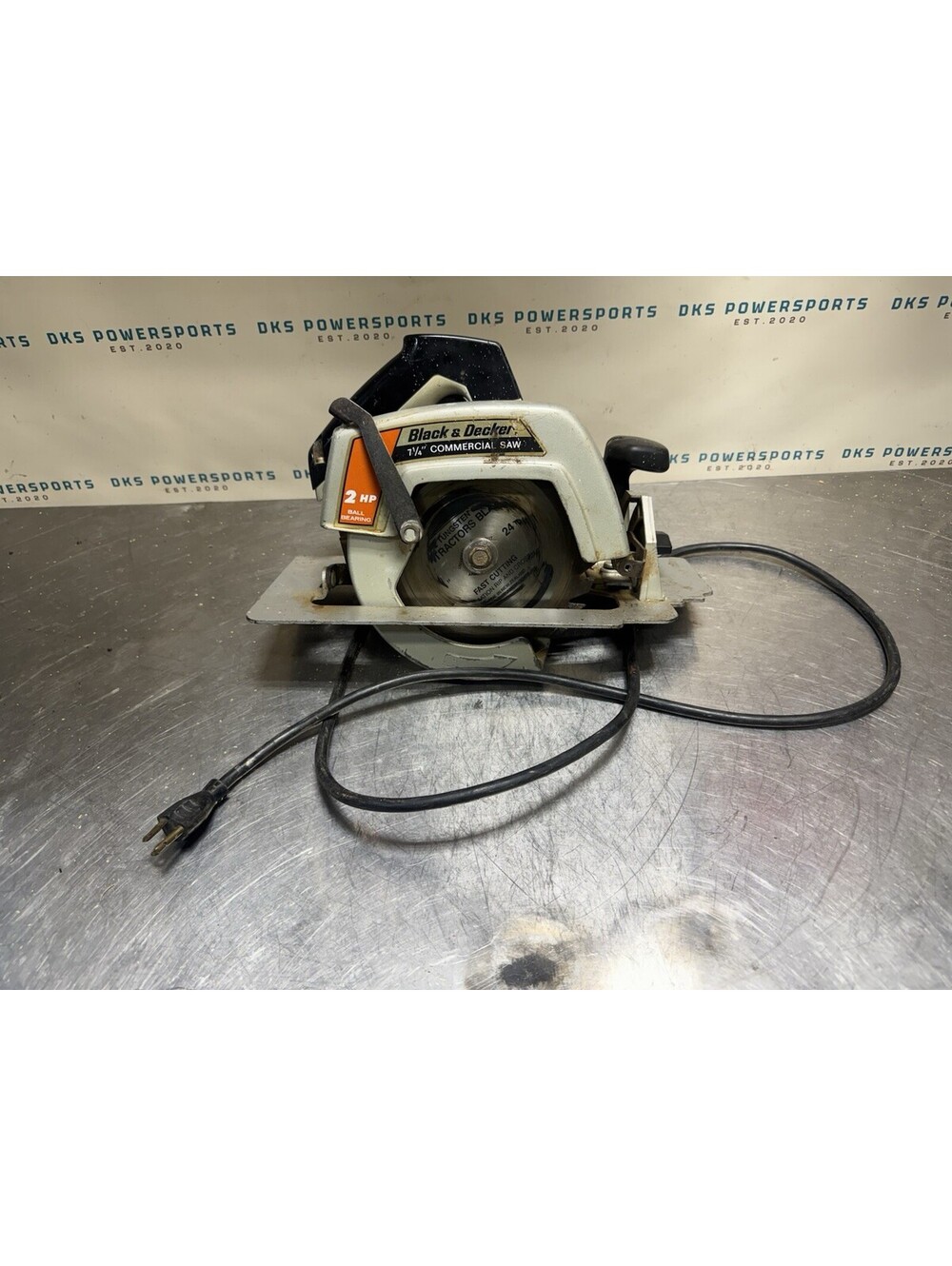 Black & Decker 7340  COMMERCIAL 2 HP 7-1/4" Circular Saw